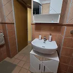 Holiday Apartman *