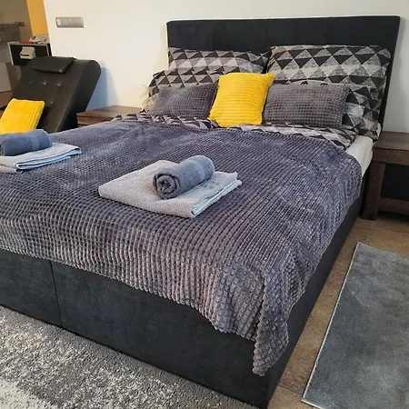 Апартаменты Holiday Apartman Кечкемет