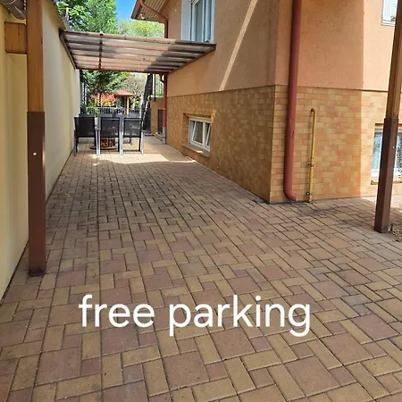 Holiday Apartman Apartamento *