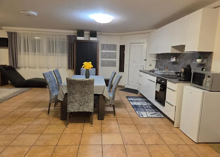 Holiday Apartman