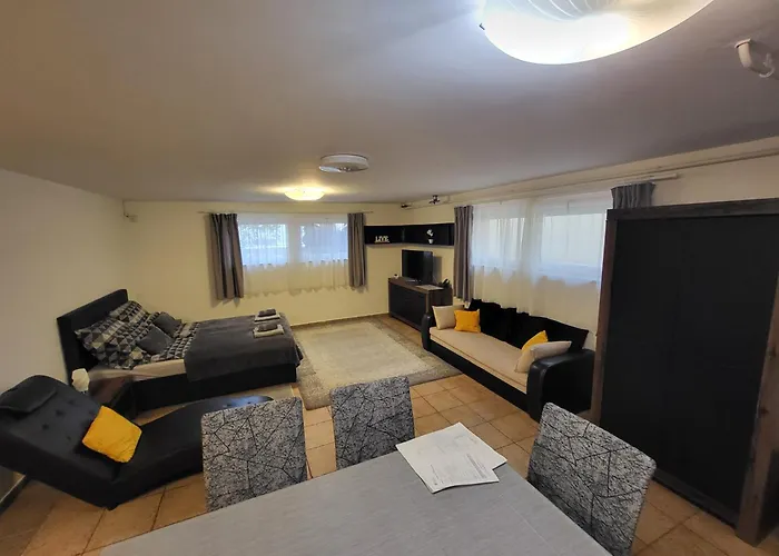 Holiday Apartman Kecskemét